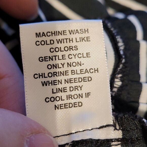 ELLE Womens Blouse Black White Stripe Short Sleeve Off Shoulder Ruched Ruffle - Picture 6 of 6